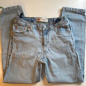 Levi’s 502 jeans. Size 10 husky. 30x26. Adjustable waist. Tapered legs.